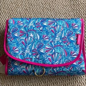 Lilly Pulitzer hanging valet case